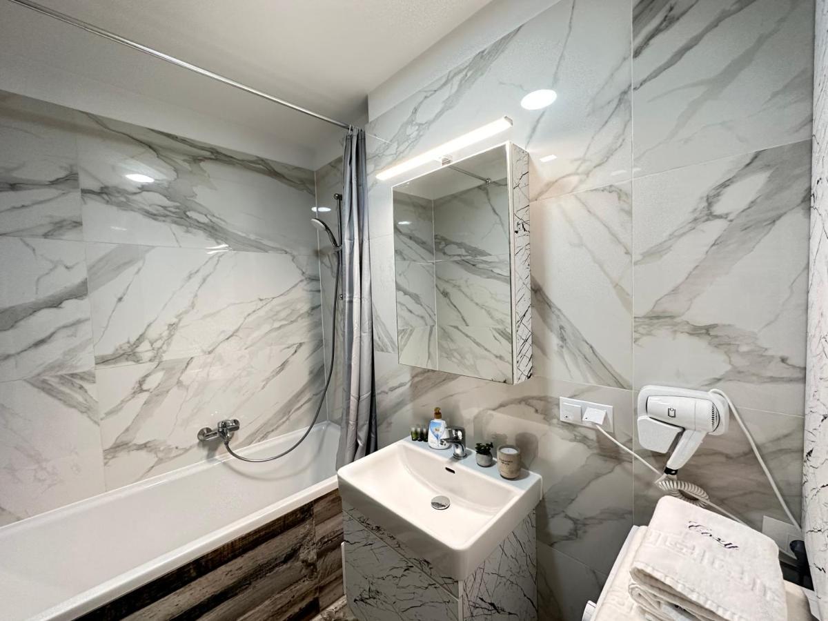 Deluxe Cozy Apartments - Coresi Mall #Braşov Eksteriør bilde
