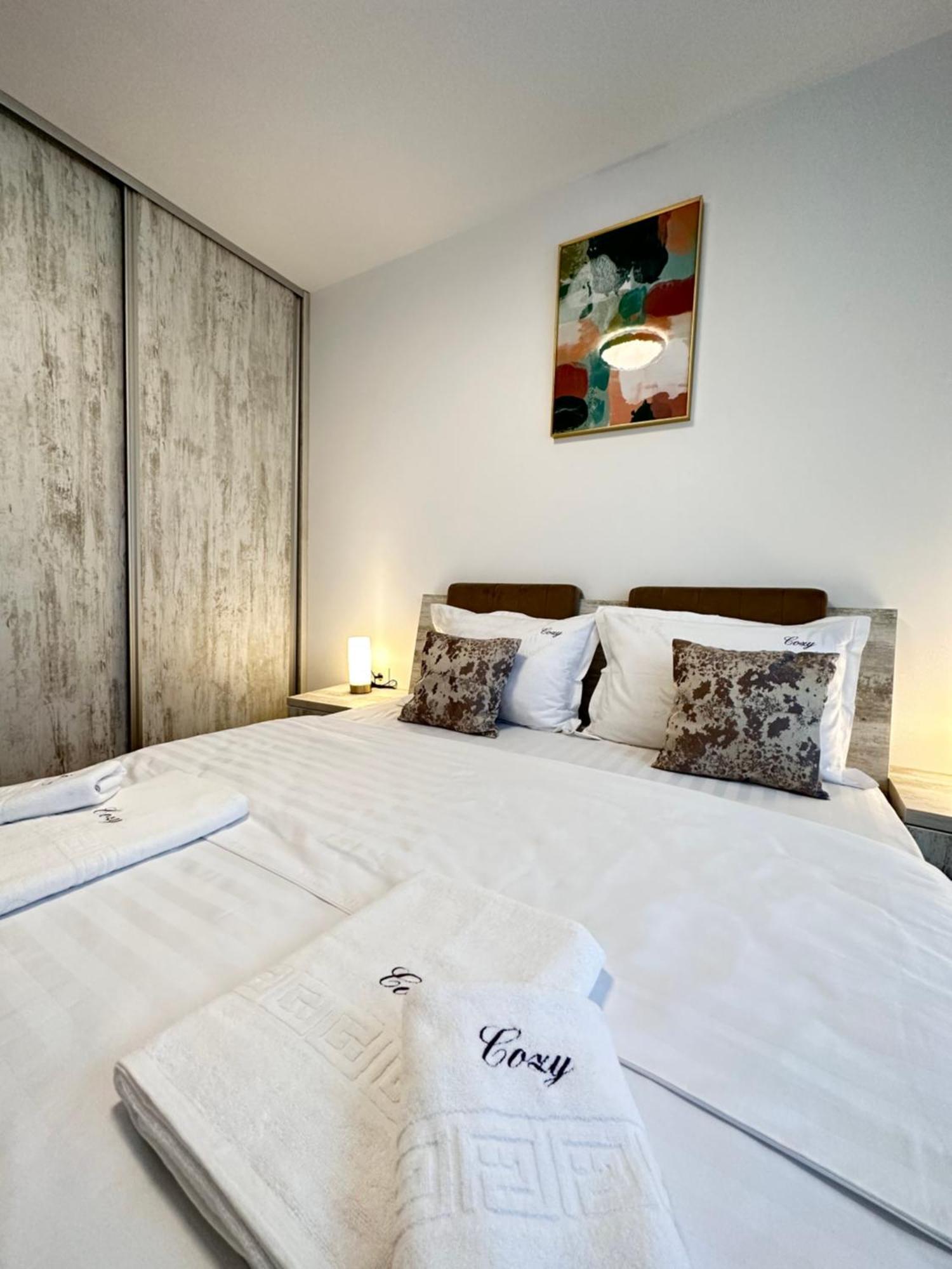 Deluxe Cozy Apartments - Coresi Mall #Braşov Eksteriør bilde
